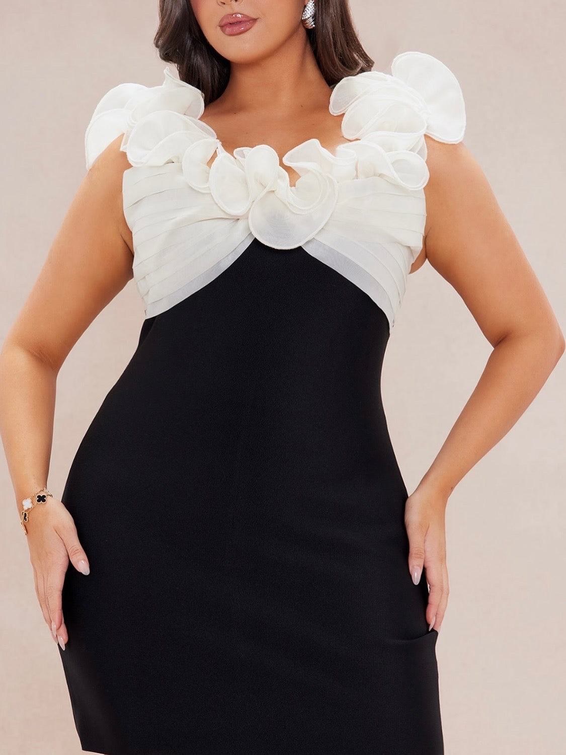 Heather Floral Bandage Dress (Black & White)