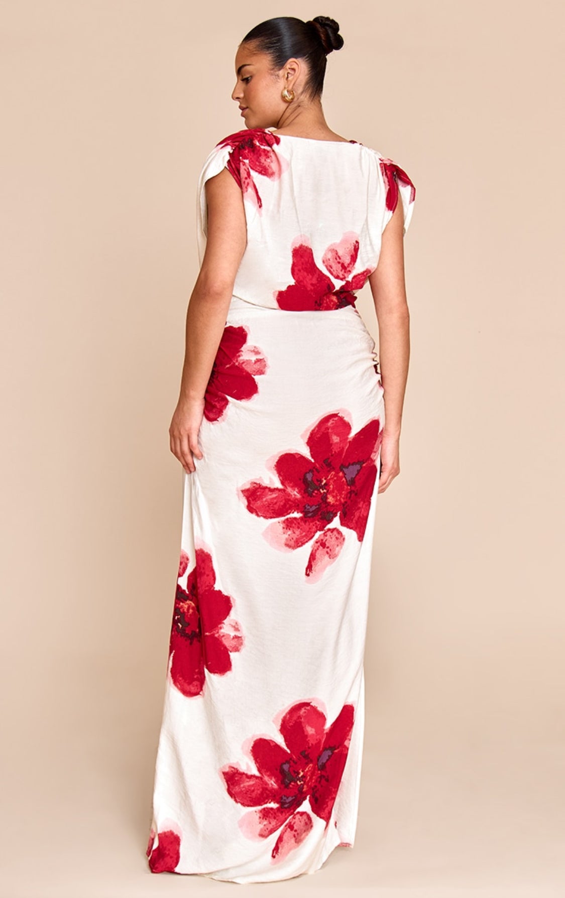 Pilar Plus Floral Extreme Cowl Ruched Dress (White/Red)