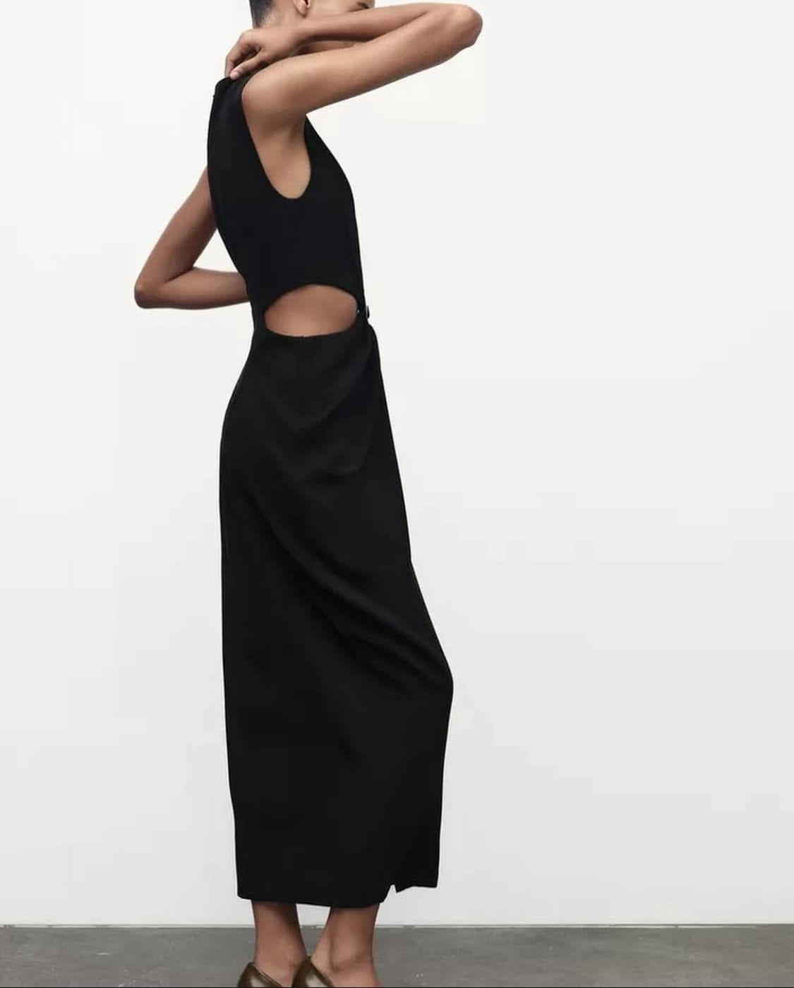 Zara Inspired Wavy Buckle Cut Out Satin Dress (Black)