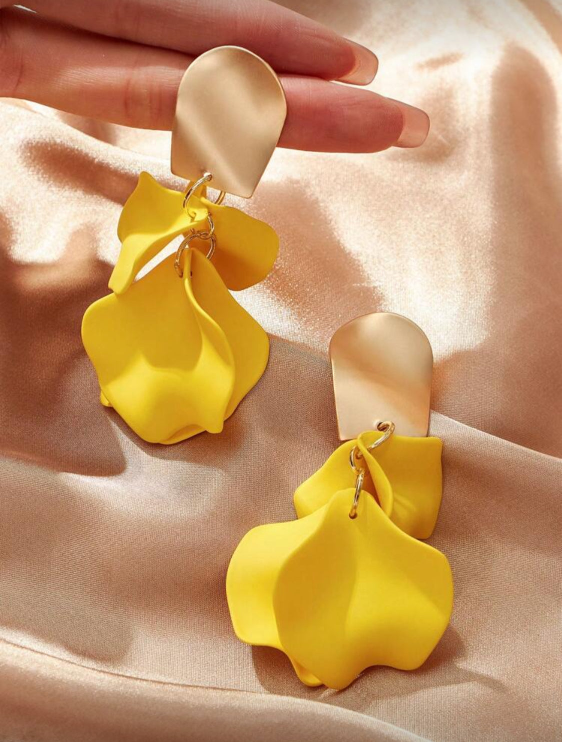 Floral Petal Earrings (Gold/Yellow)