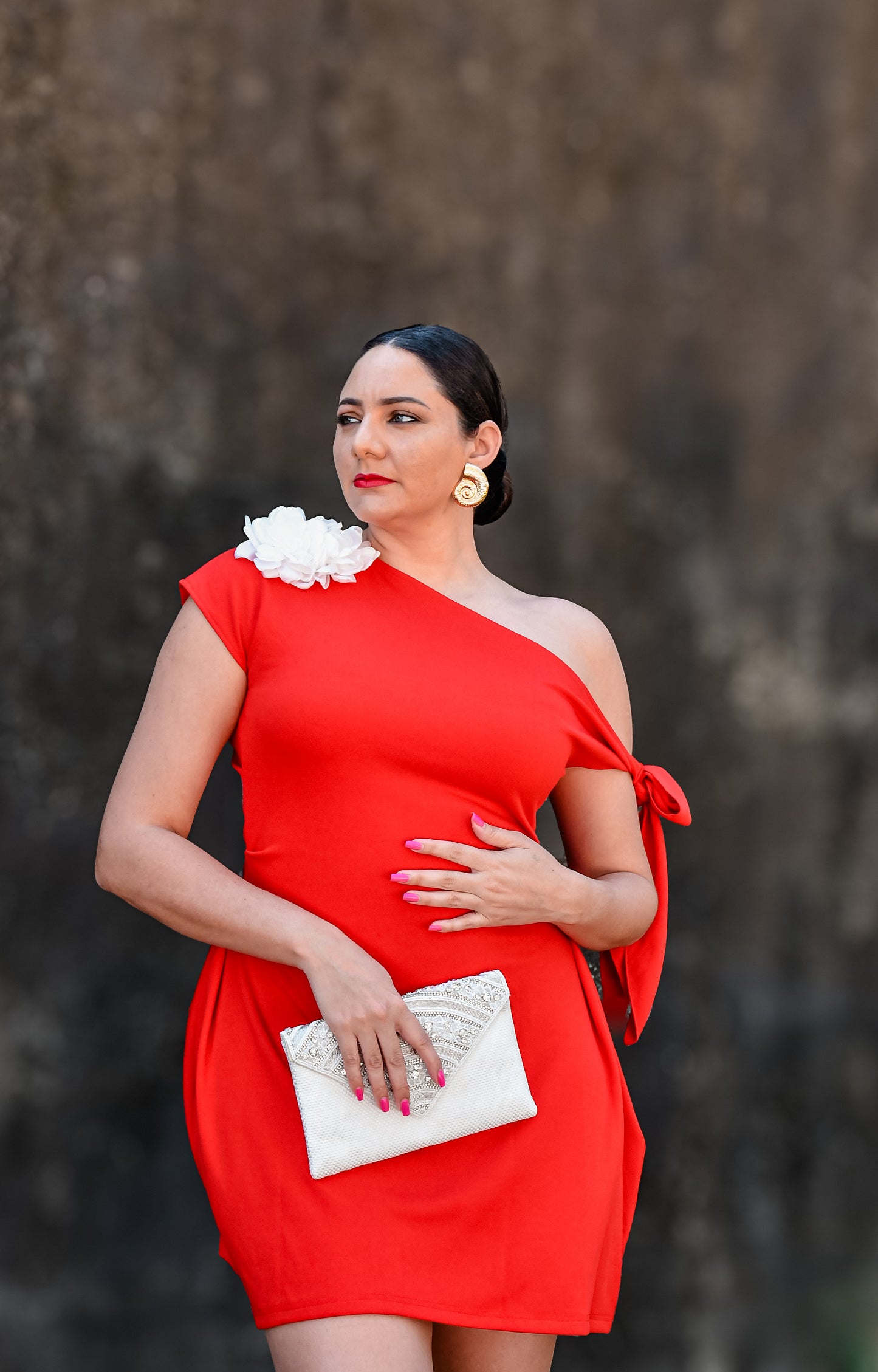 Dahlia Elegant Flower Detail Bodycon Hourglass Shaped Dress (Red)