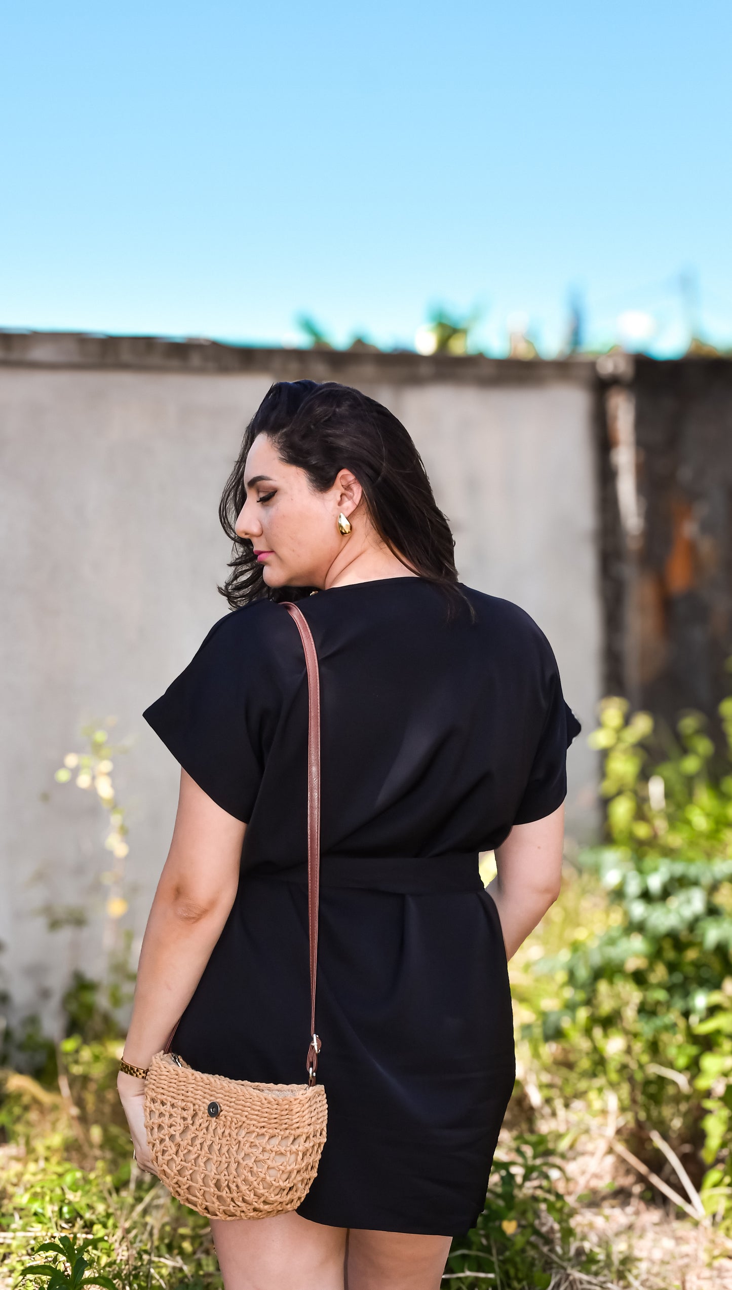 Doly Elegant V-Neck Beads Tunic Dress (Black/ Gold)