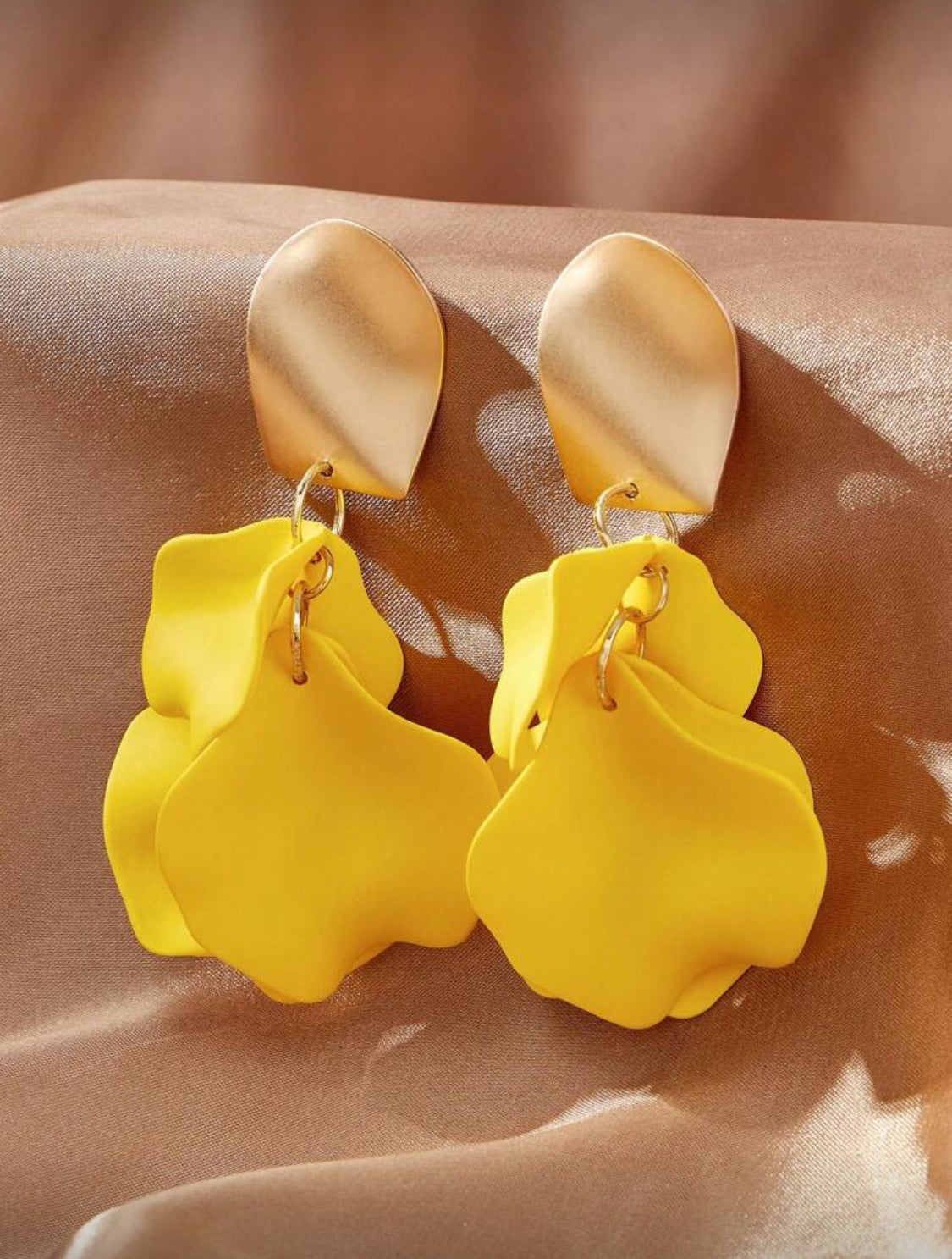 Floral Petal Earrings (Gold/Yellow)